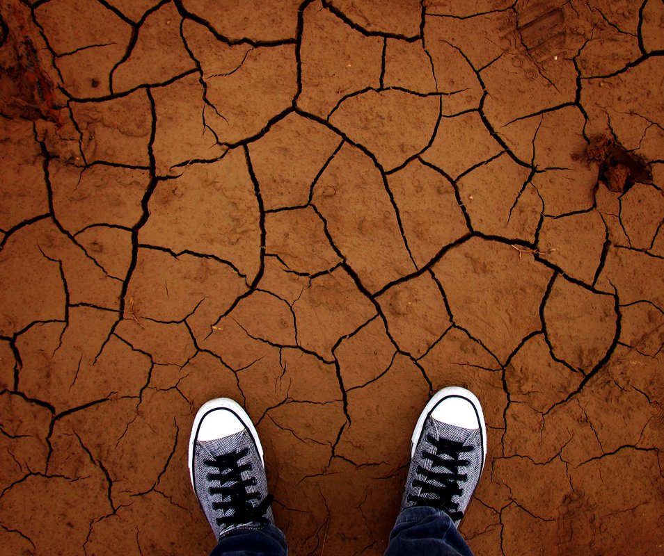 The extractive mining activity and its impact on the indigenous habitats of Venezuela