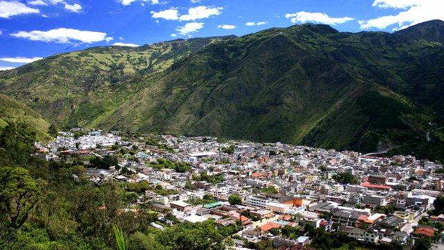 Living the Good Life? : An Analysis of Ecuador's Plan Nacional Para el Buen Vivir Development Model as an Alternative to a Neoliberal Global Framework